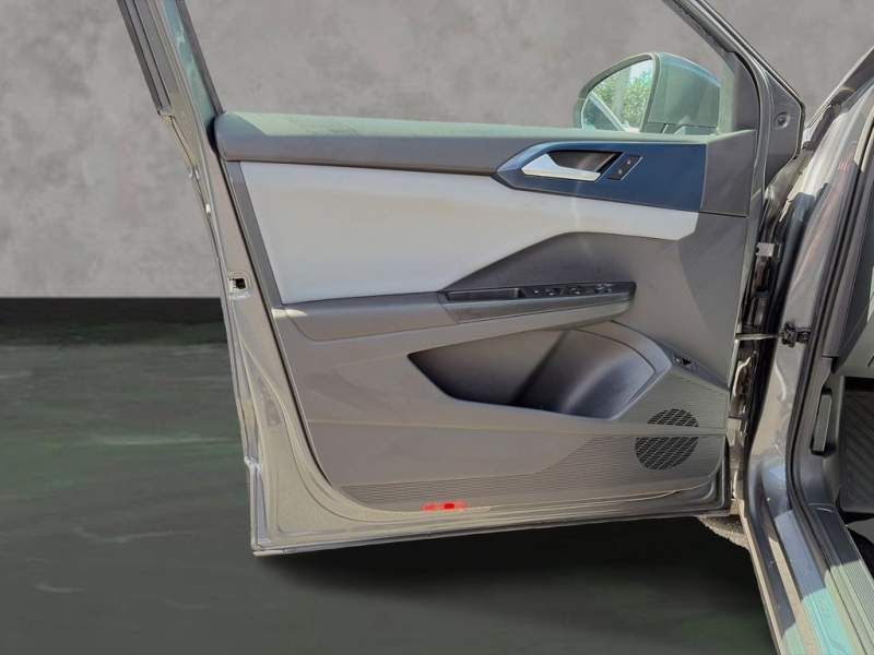 2023 Volkswagen Taos