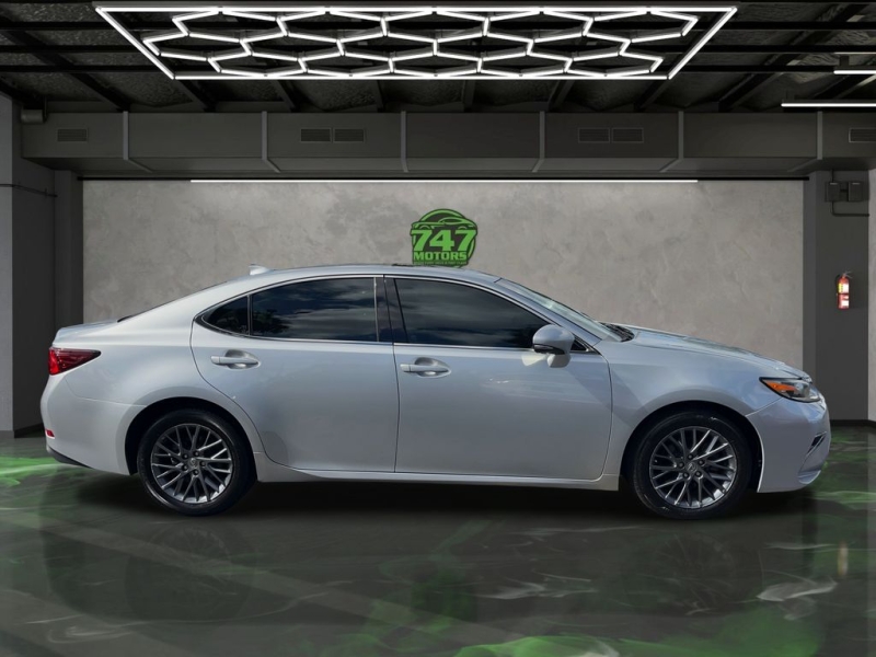 2018 Lexus ES