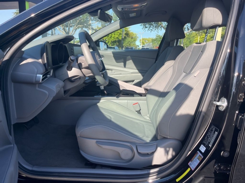 2022 Hyundai Elantra