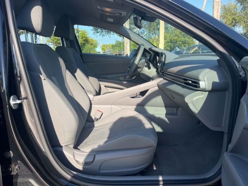 2022 Hyundai Elantra