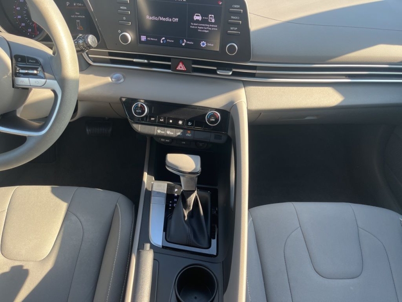 2022 Hyundai Elantra