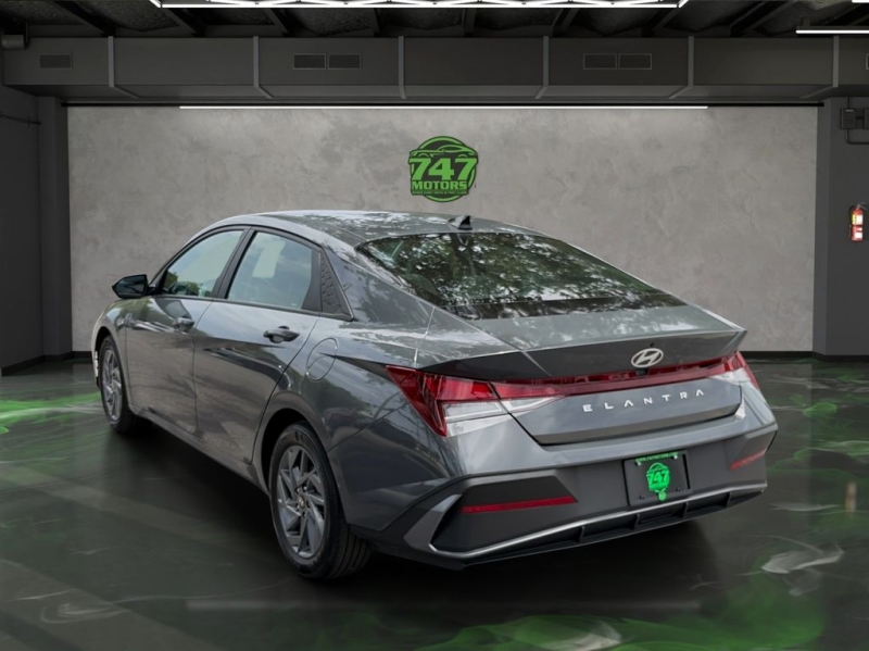 2024 Hyundai Elantra