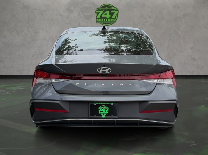 2024 Hyundai Elantra