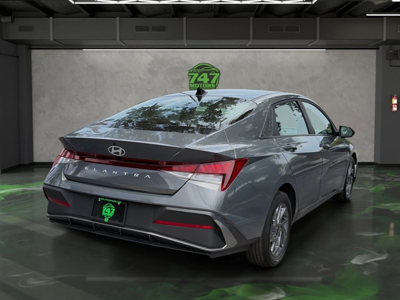 2024 Hyundai Elantra