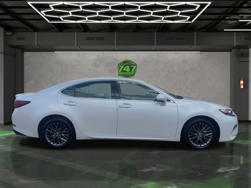 2018 Lexus ES