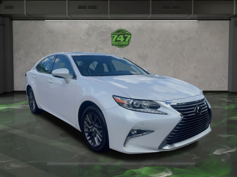 2018 Lexus ES