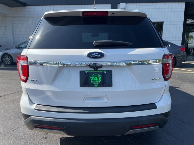 2019 Ford Explorer