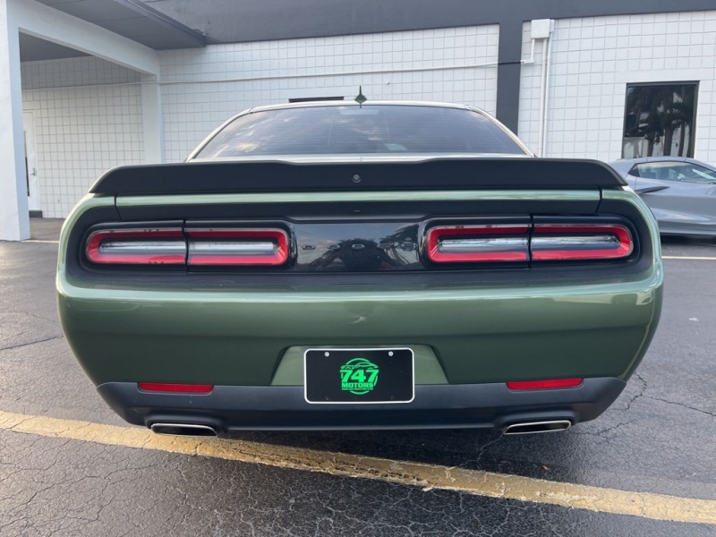2021 Dodge Challenger