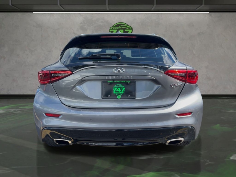2018 INFINITI QX30