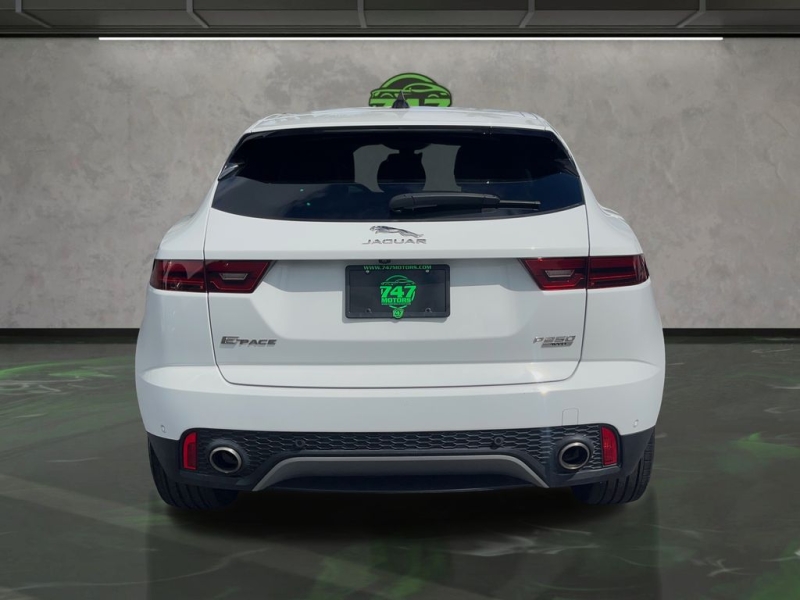 2020 Jaguar E-PACE SE photo 4
