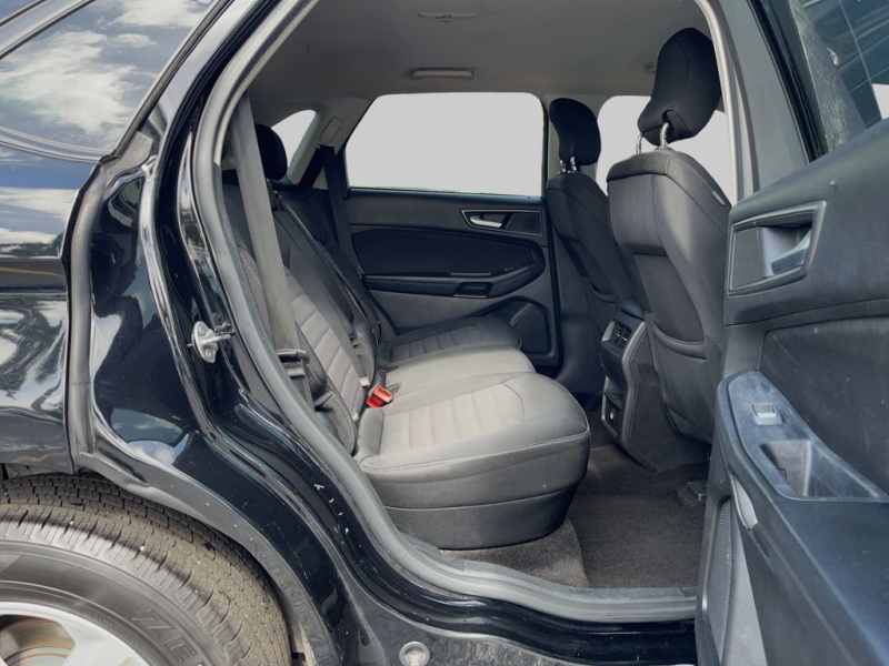 2017 Ford Edge