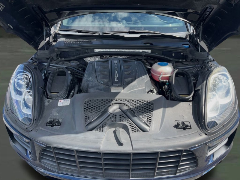 2018 Porsche Macan