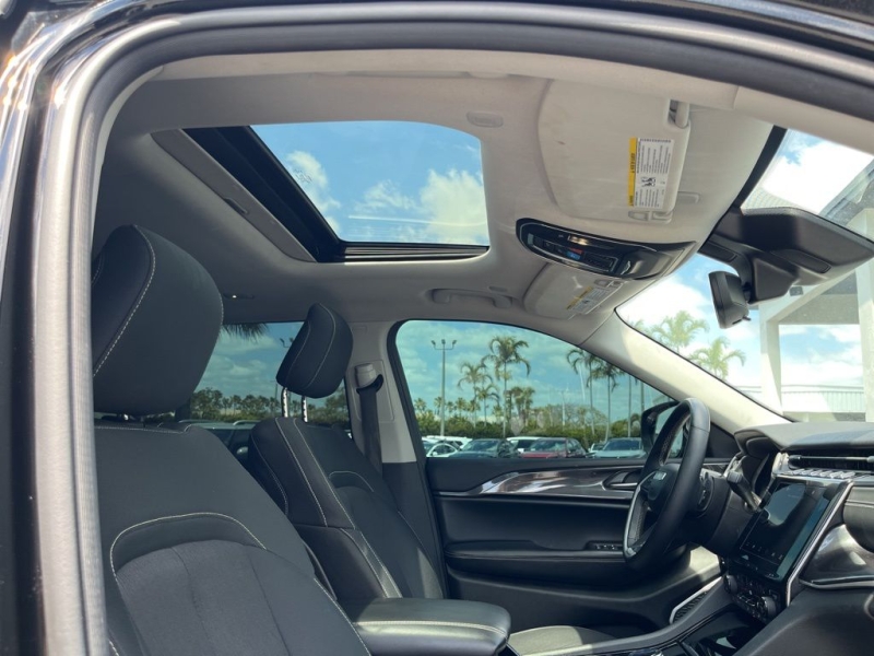2022 Jeep Grand Cherokee L