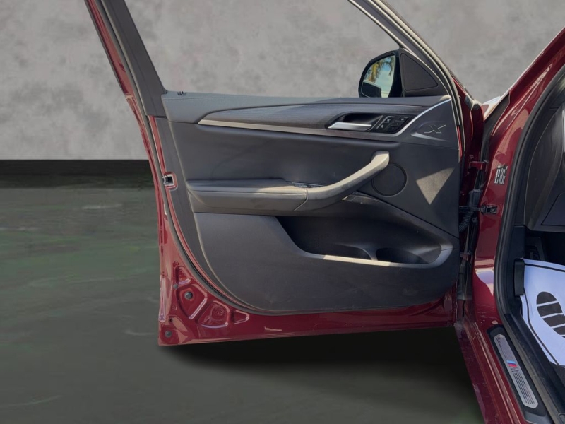 2022 BMW X4