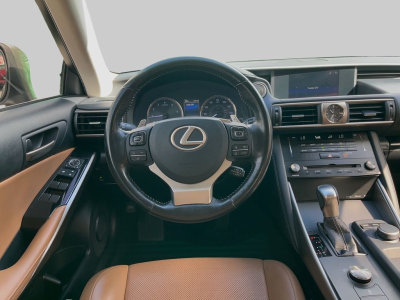 2018 Lexus IS