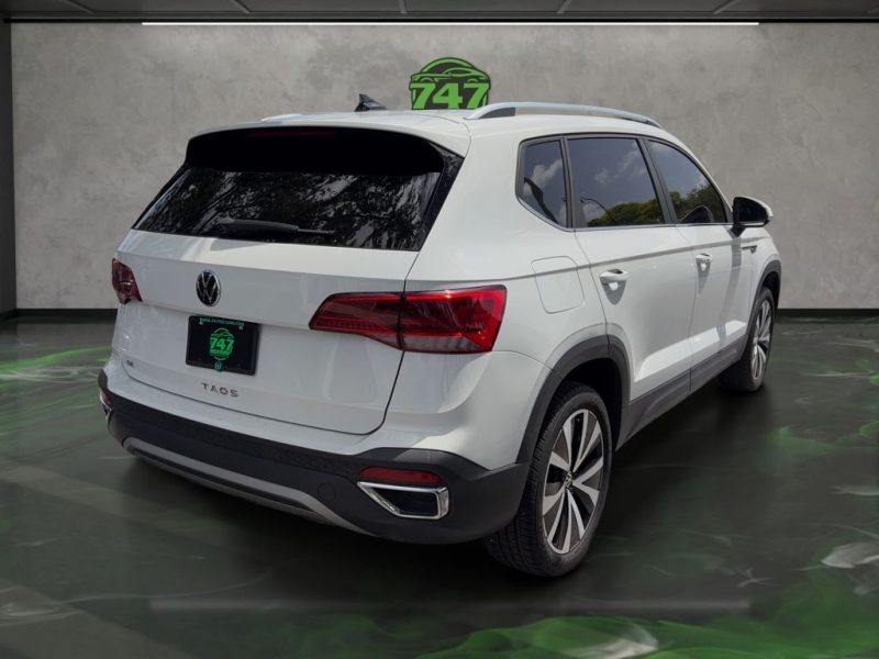 2023 Volkswagen Taos