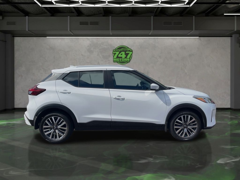 2023 Nissan Kicks