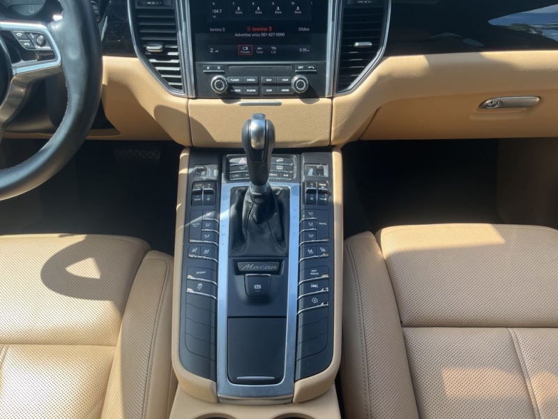 2017 Porsche Macan
