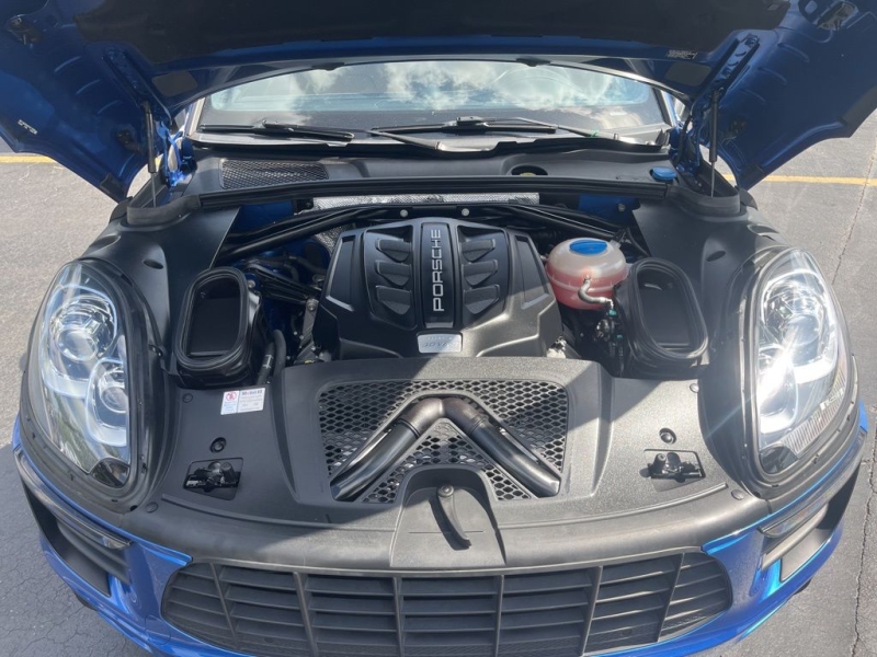 2017 Porsche Macan