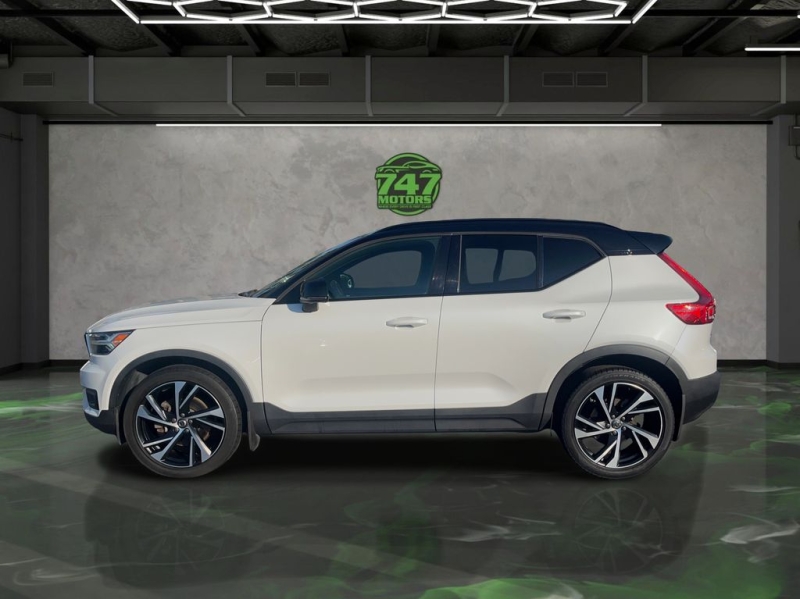 2020 Volvo XC40