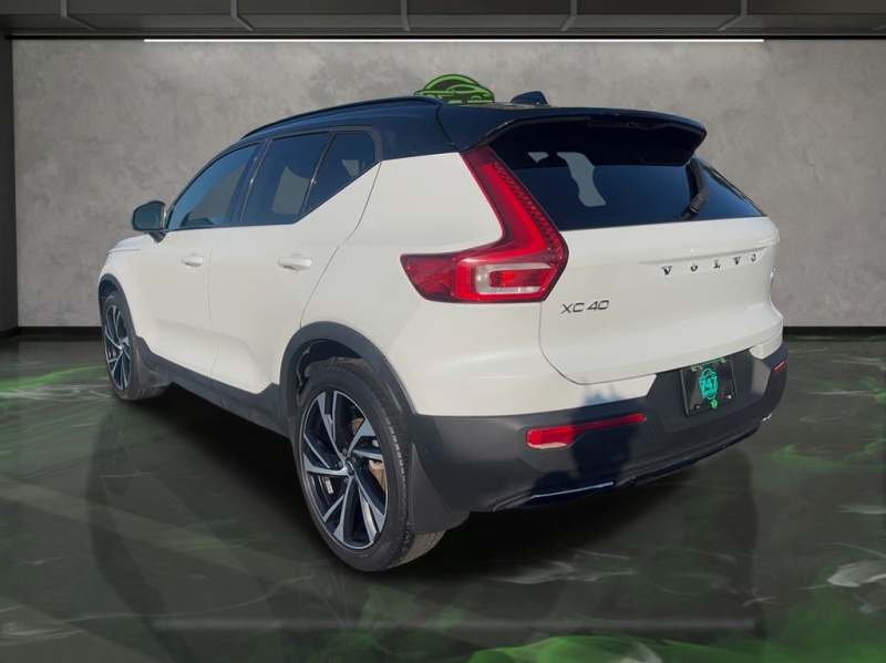 2020 Volvo XC40