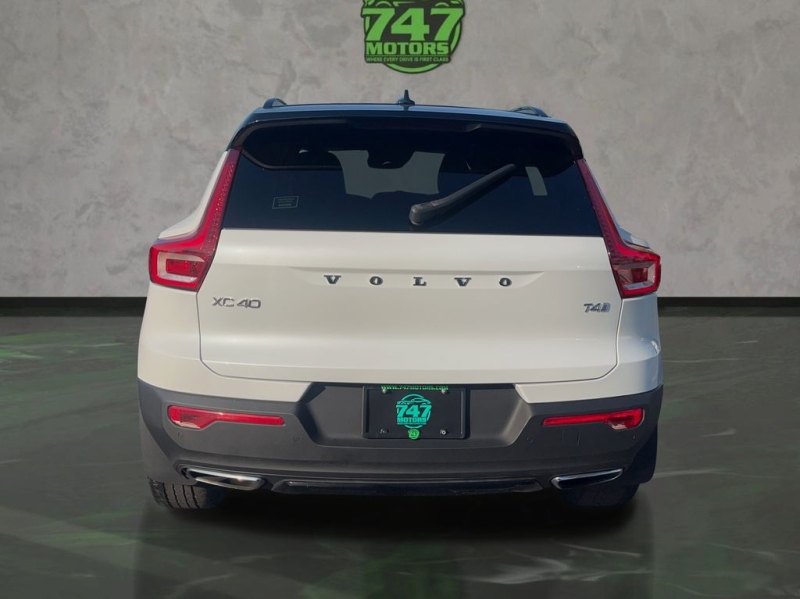 2020 Volvo XC40
