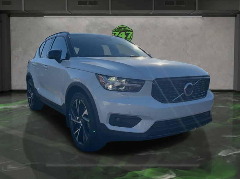 2020 Volvo XC40