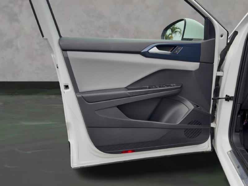 2023 Volkswagen Taos