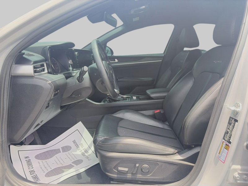 2022 Kia K5