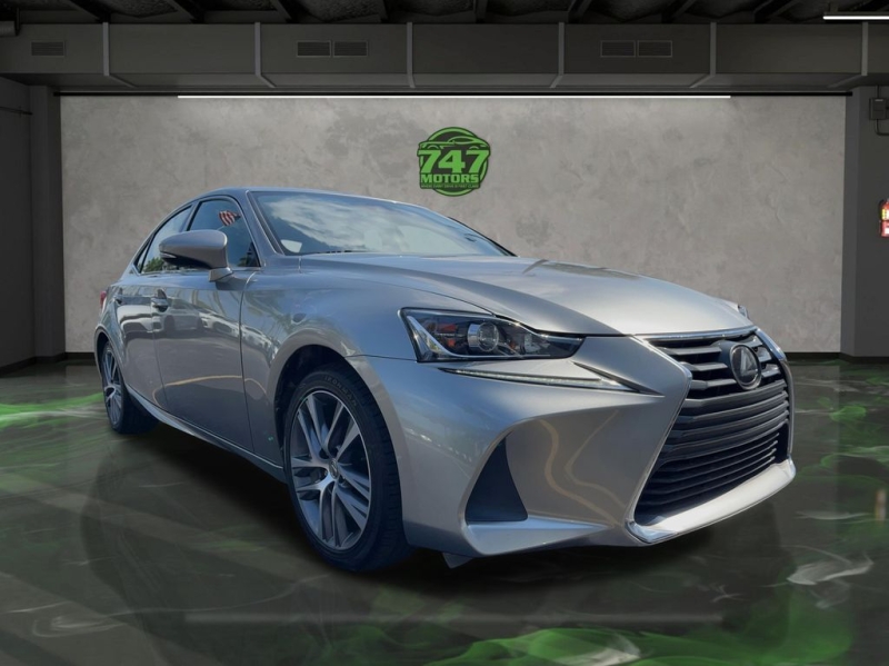 2019 Lexus IS