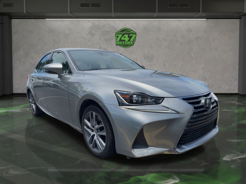 2019 Lexus IS