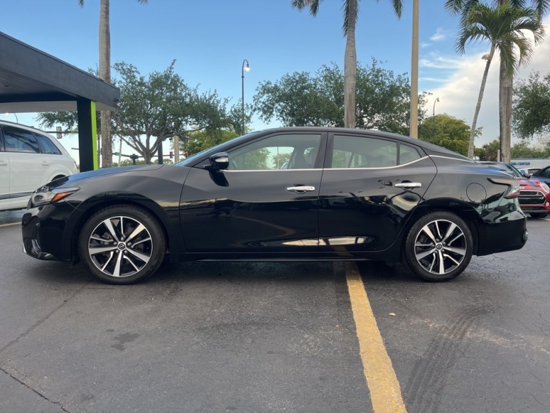 2023 Nissan Maxima