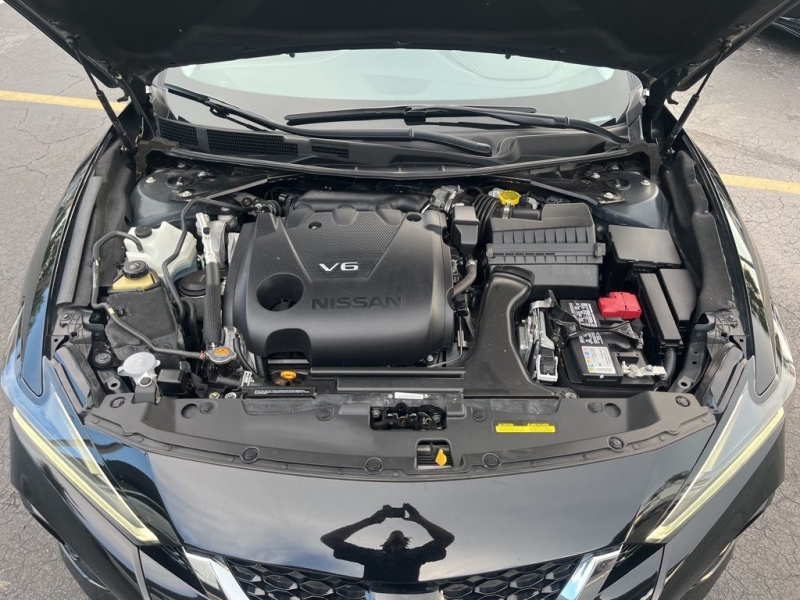 2023 Nissan Maxima