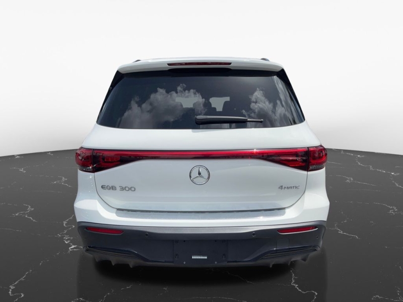 2022 Mercedes-Benz EQB
