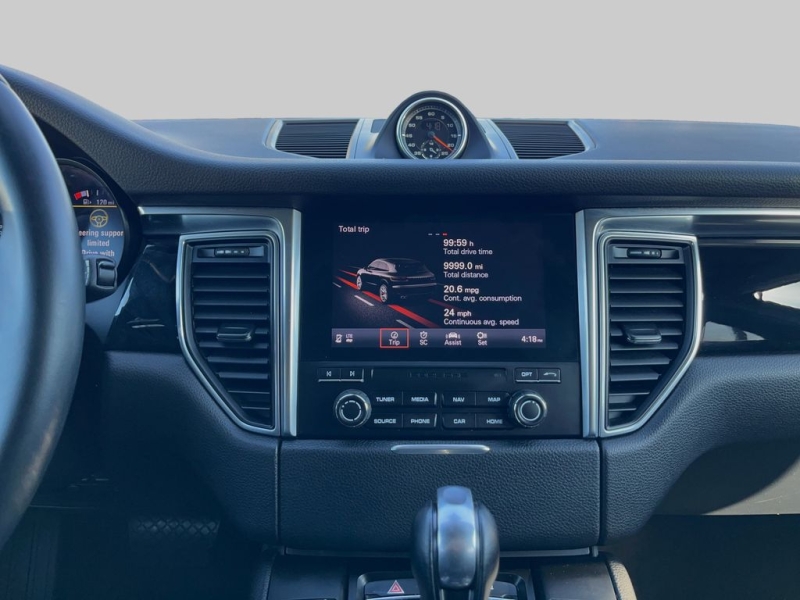 2018 Porsche Macan