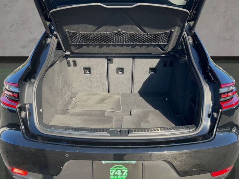 2018 Porsche Macan