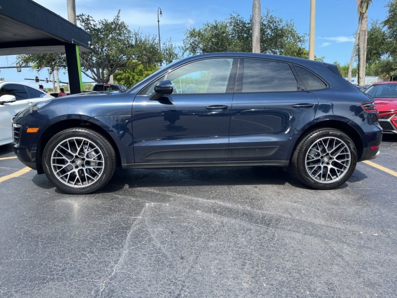2017 Porsche Macan
