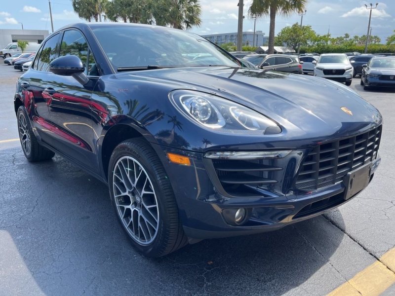 2017 Porsche Macan