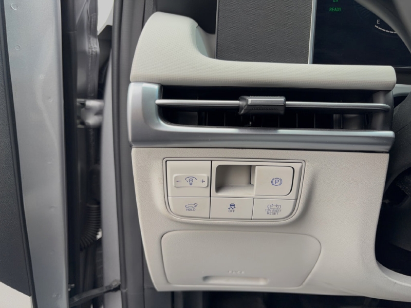 2025 Hyundai Tucson Hybrid