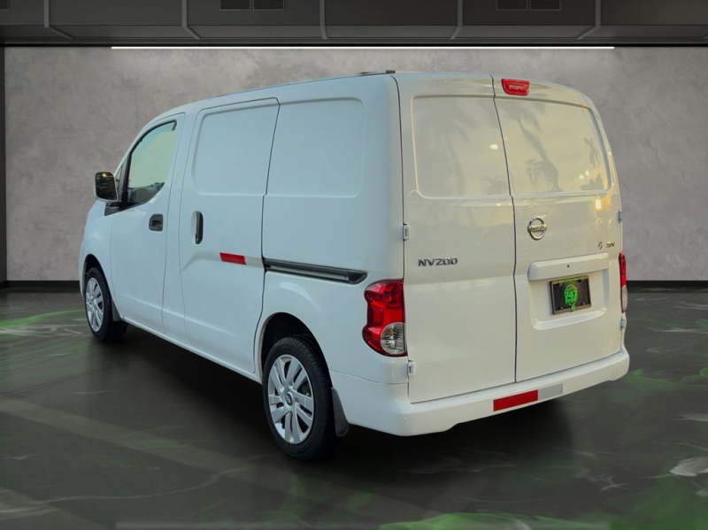 2017 Nissan NV200