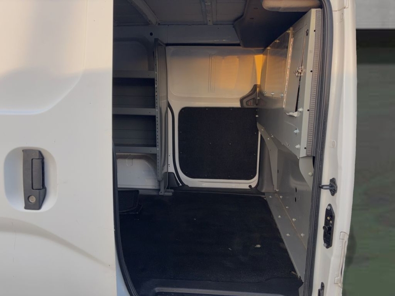 2017 Nissan NV200