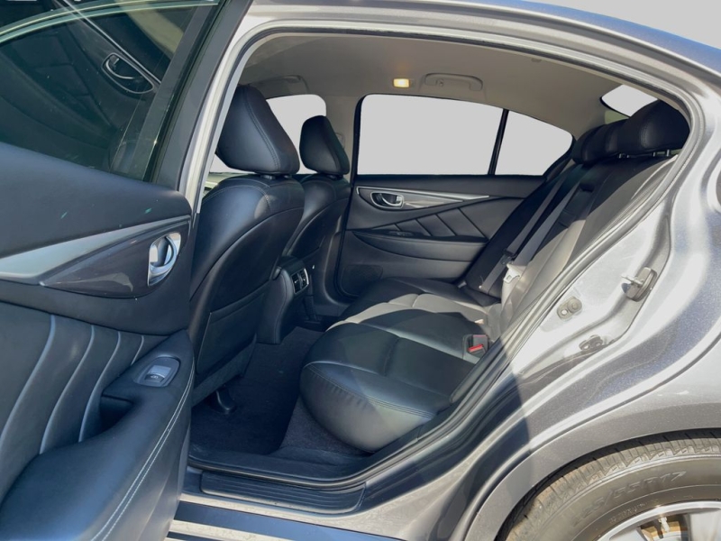2021 INFINITI Q50