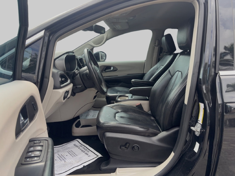 2022 Chrysler Pacifica