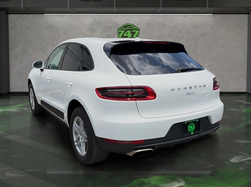 2018 Porsche Macan