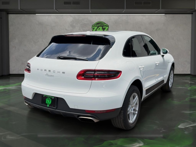 2018 Porsche Macan