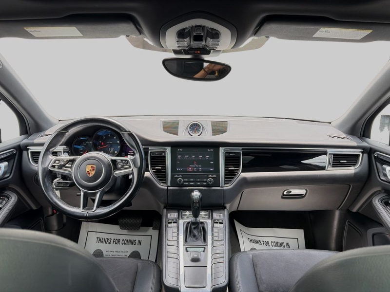 2018 Porsche Macan