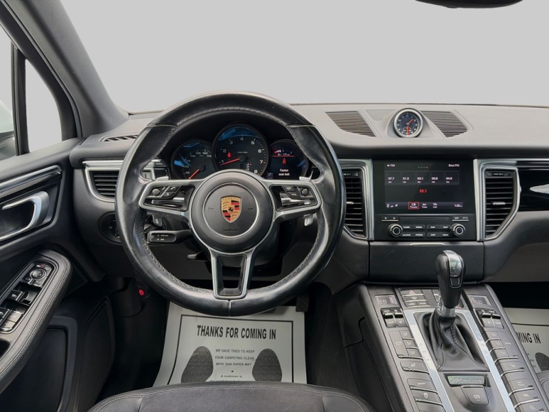 2018 Porsche Macan