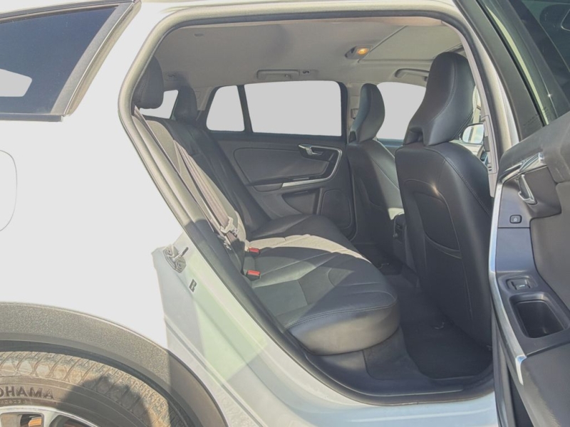 2018 Volvo V60 Cross Country