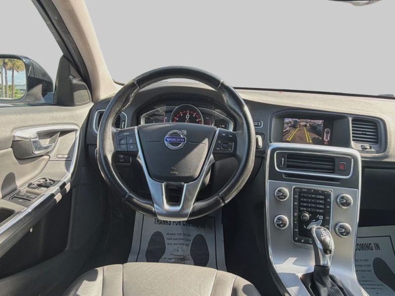 2018 Volvo V60 Cross Country