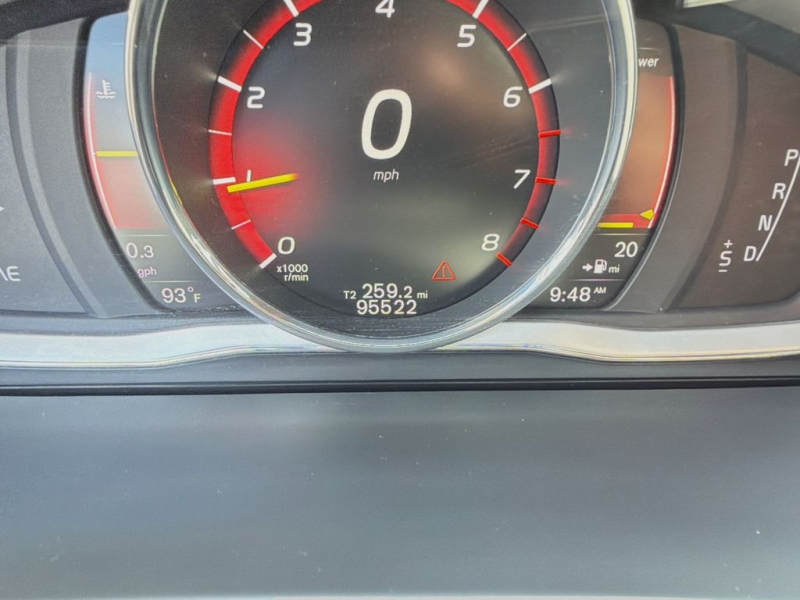2018 Volvo V60 Cross Country